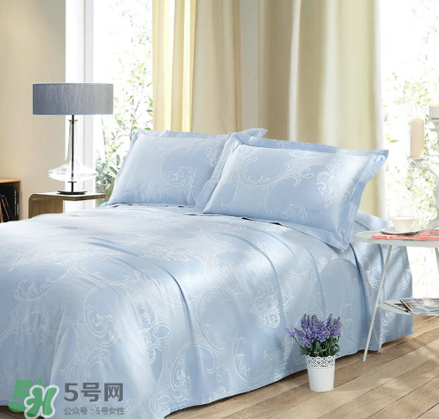 lovo家紡怎么樣？lovo和羅萊哪個(gè)質(zhì)量好？