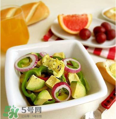 蘋果可以和牛油果一起吃嗎？牛油果為什么別晚上吃？