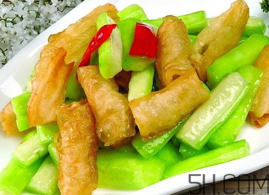 油條和什么炒好吃？油條可以炒什么菜？