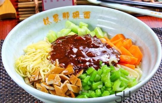 炸醬面用什么醬好？炸醬面可以用甜面醬嗎？
