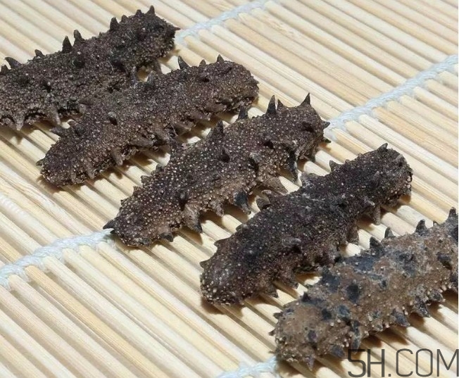 海參顏色深好還是淺好？海參顏色發(fā)白時(shí)怎么回事？