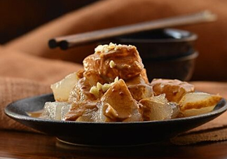 燜子是涼粉嗎？燜子是用什么做的？