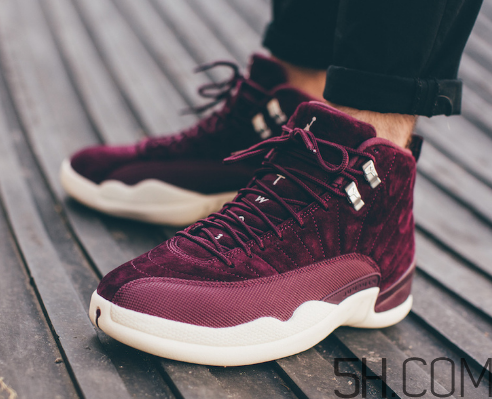 air jordan 12 bordeaux紅酒配色上腳效果怎么樣？