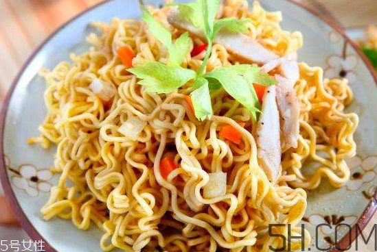 炒面為什么會粘鍋？炒面怎么不粘鍋？