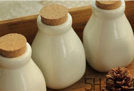 早上喝牛奶會(huì)長高嗎？早上喝牛奶會(huì)變白嗎？
