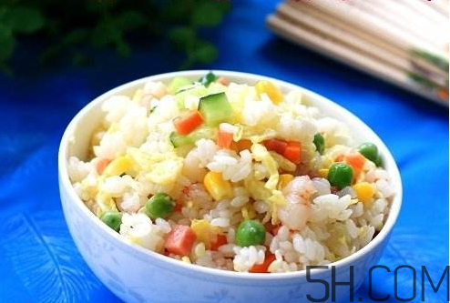蛋炒飯怎么加熱？蛋炒飯微波爐加熱多久？