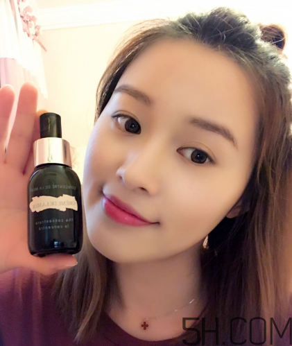 海藍之謎濃縮修護精華露怎么用？使用方法