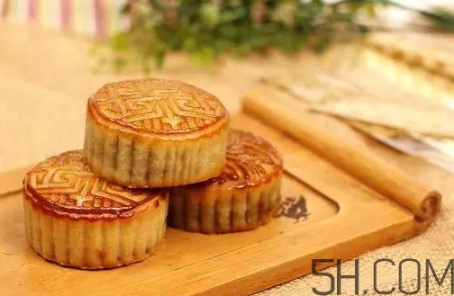 中秋吃月餅從什么時候流傳下來的？小龍蝦月餅?zāi)睦锟梢再I到