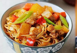 炒面為什么會粘鍋？炒面怎么不粘鍋？