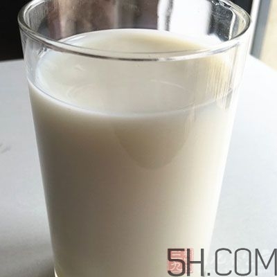 牛奶煮開了還有營養(yǎng)嗎？牛奶可以加熱嗎？