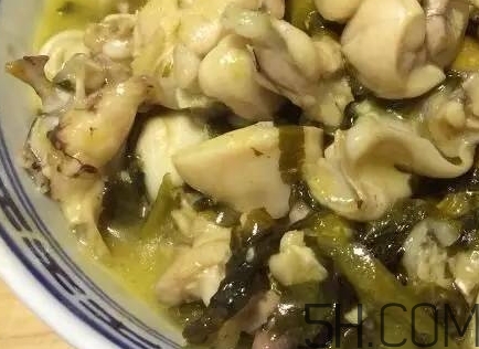 酸菜牛蛙月餅?zāi)睦镉匈u？酸菜牛蛙月餅地址