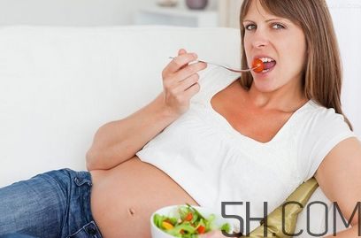 孕婦感冒鼻塞可以吃藥嗎？孕婦哪些食物不能吃？