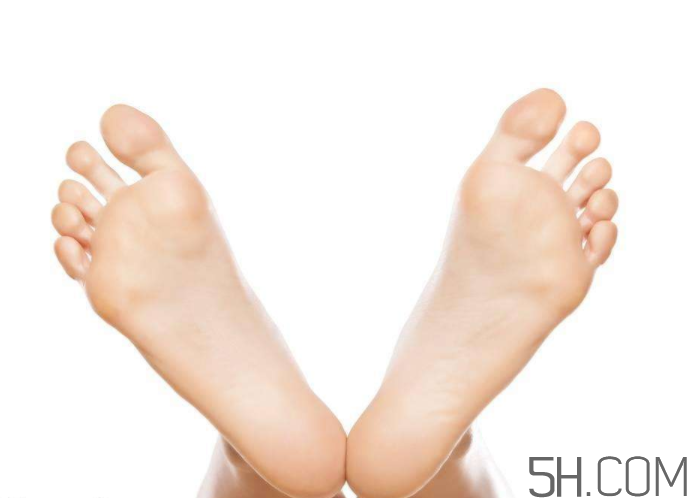 腳氣能傳染到臉上嗎？臉上會(huì)被腳氣傳染嗎？