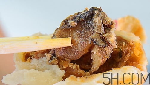 鮑魚鮮肉月餅多少錢？鮑魚鮮肉月餅?zāi)睦镔I？