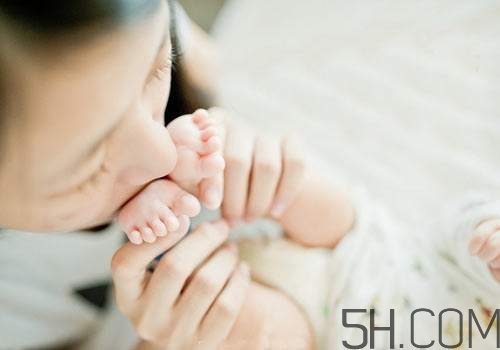 剖腹產(chǎn)后排便困難怎么辦？剖腹產(chǎn)后怎樣快速排便？