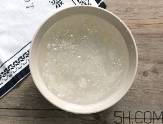 泡發(fā)后的雪燕怎么保存？燉好的雪燕可以放多久