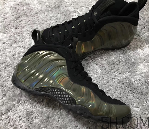 nike air foamposite one legion green全息噴什么時候發(fā)售？