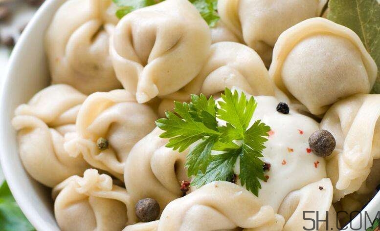 煮餃子開鍋煮皮還是餡？煮餃子蓋不蓋鍋蓋？