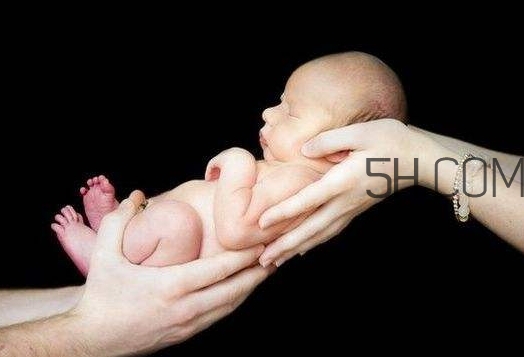 凍胚和鮮胚哪個成功率比較高？凍胚和鮮胚移植的優(yōu)缺點分別是什么？