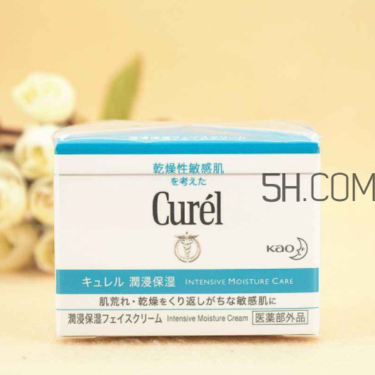 珂潤面霜有酒精味嗎？珂潤面霜是什么氣味的？