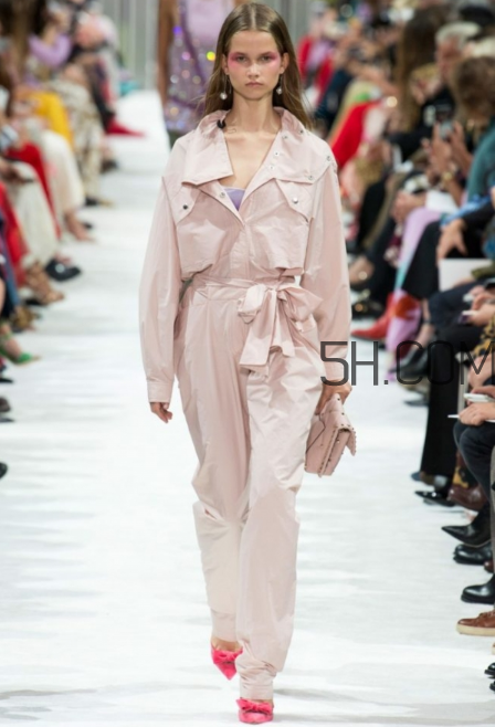 valentino2018春夏系列怎么樣_好看嗎？
