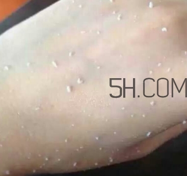 beauty buffet去角質(zhì)凝膠怎么用？