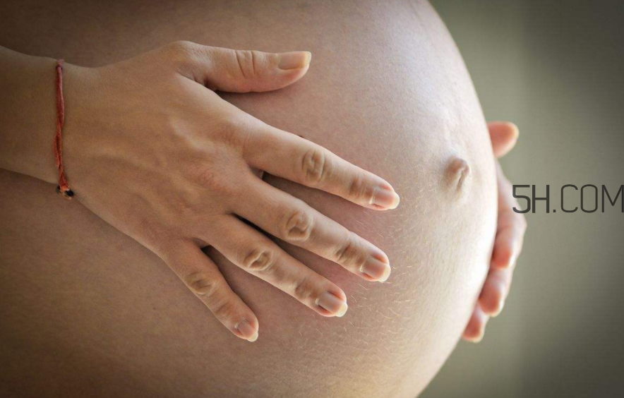 懷孕肚子痛正常嗎？懷孕三個月胎兒無胎心是怎么回事？