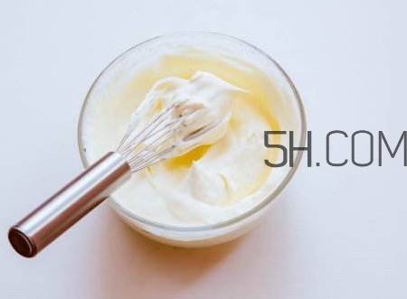 淡奶油哪個(gè)牌子好？淡奶油可以用牛奶代替嗎