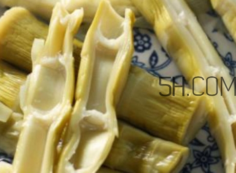 扁尖發(fā)紅還能吃嗎？扁尖什么人不能吃