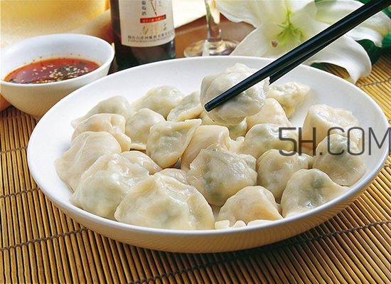 十個月的寶寶可以吃餃子嗎？寶寶吃什么餡的餃子好？