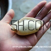 餃子和面用熱水還是冷水？餃子和面要醒多長時間？