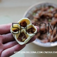 餃子和面用熱水還是冷水？餃子和面要醒多長時間？