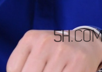 悅詩(shī)風(fēng)吟隔離乳怎么用？悅詩(shī)風(fēng)吟隔離乳色號(hào)怎么選？