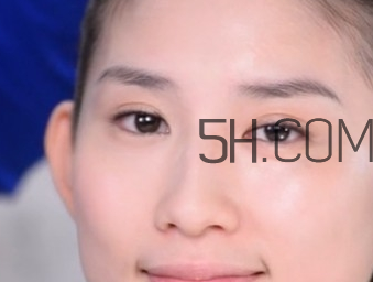 悅詩(shī)風(fēng)吟隔離乳怎么用？悅詩(shī)風(fēng)吟隔離乳色號(hào)怎么選？
