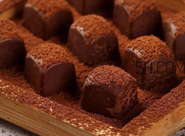 松露巧克力哪個(gè)牌子好？松露巧克力多少錢(qián)一盒