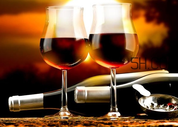 國產(chǎn)葡萄酒哪個牌子好？進口紅酒品牌排行榜