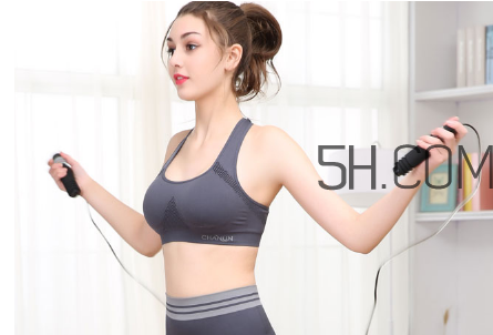 運動前吃什么好？跳繩減肥會瘦胸嗎？