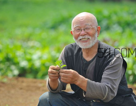 肺結(jié)核跟乙肝哪個(gè)嚴(yán)重？肺結(jié)核會(huì)轉(zhuǎn)化為肺癌嗎？