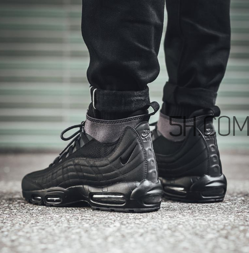 nike air max 95 triple black黑魂配色上腳效果怎么樣？