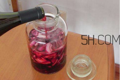 葡萄酒泡洋蔥怎么做？葡萄酒泡洋蔥的功效與作用