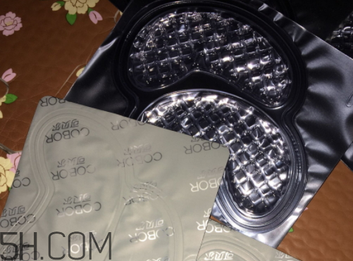 可貝爾燕窩特潤修護眼紋消眼貼膜多少錢？怎么樣？