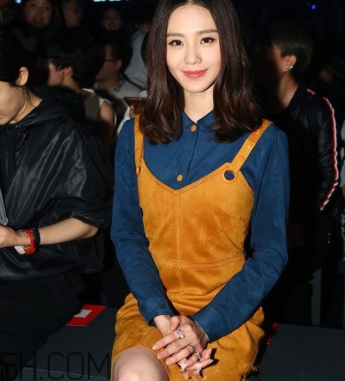 焦糖色適合什么膚色？焦糖色適合黃皮嗎