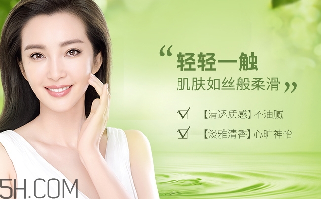 百雀羚爽膚水怎么樣？百雀羚爽膚水含酒精嗎？