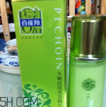 百雀羚乳液怎么打開？百雀羚乳液瓶蓋怎么開