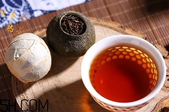 小青柑會(huì)上火嗎？小青柑整個(gè)泡和掰開(kāi)泡味道有什么區(qū)別？