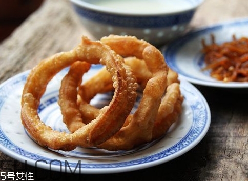 焦圈兒是什么？焦圈和油條有什么區(qū)別
