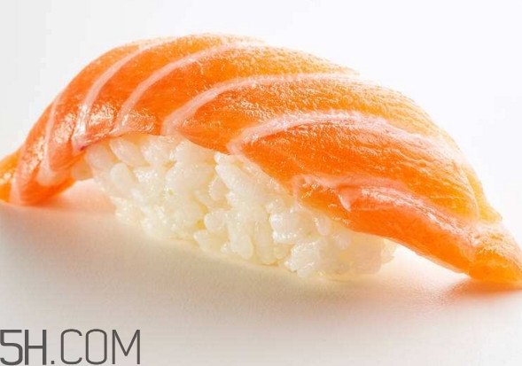 鮭魚(yú)是三文魚(yú)嗎？鮭魚(yú)的營(yíng)養(yǎng)價(jià)值