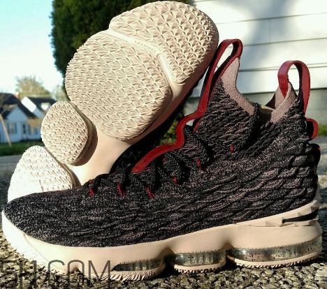 nike lebron 15 pride of ohio俄亥俄的驕傲什么時(shí)候發(fā)售？