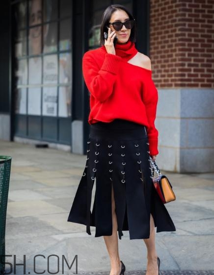 紅色衣服染色了怎么辦？紅色衣服染上黑色怎么洗掉？