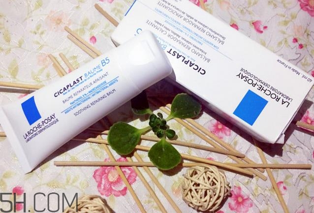 理膚泉b5有激素嗎？理膚泉b5有100ml的嗎？